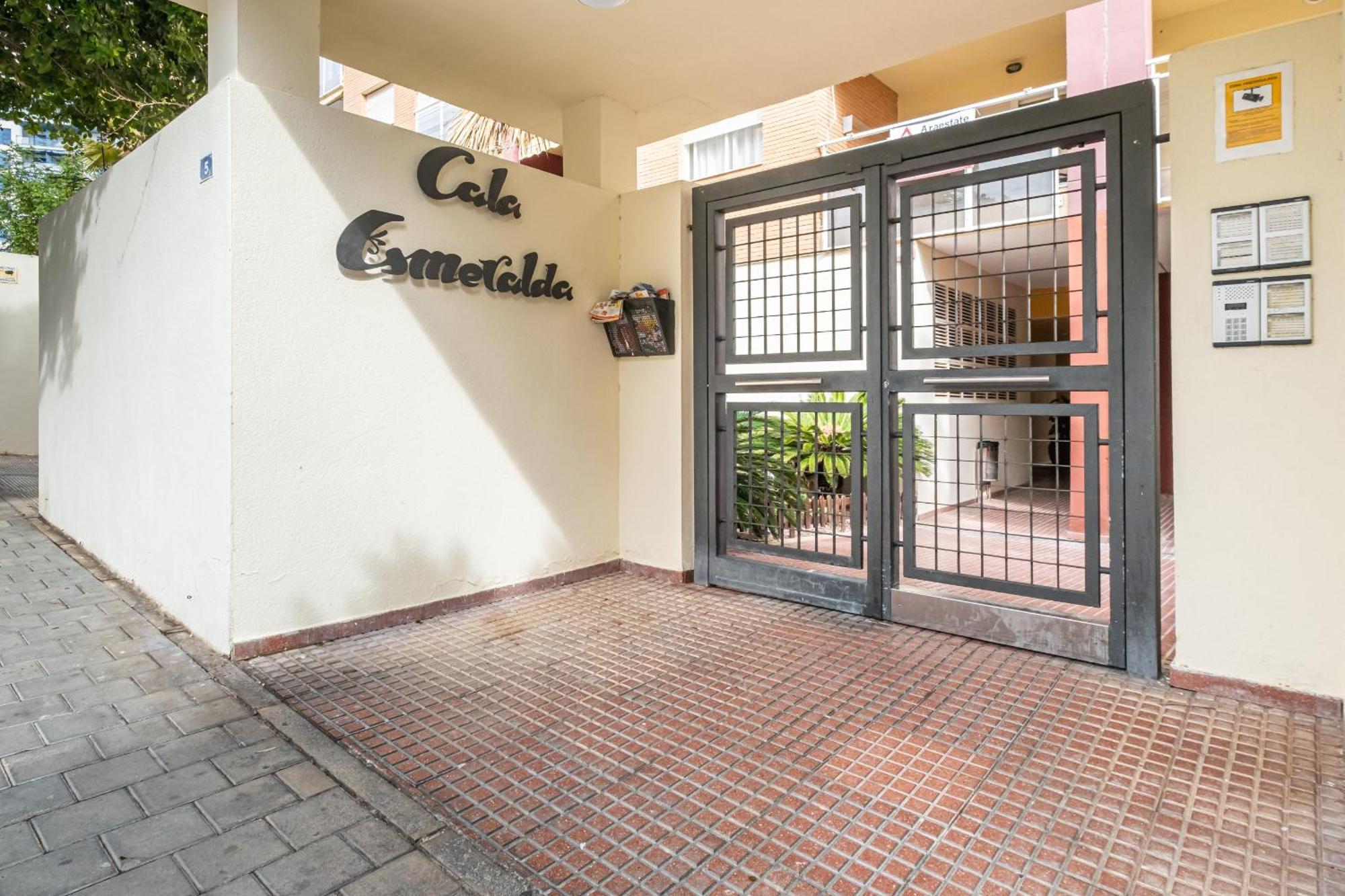 Cala Esmeralda 6-F Apartment Playa La Cala Beach Ла-Віла-Джойоза Екстер'єр фото